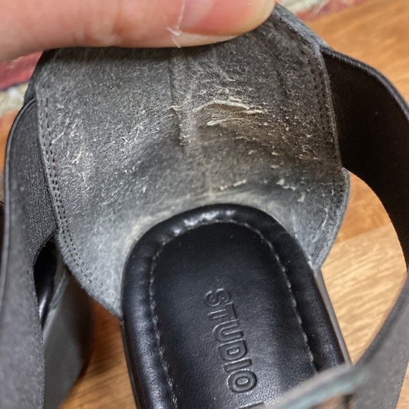 The Flexx Band Together Black Gladiator Strap Patent Leather Sandals Sz 7.5 - Picture 12 of 17